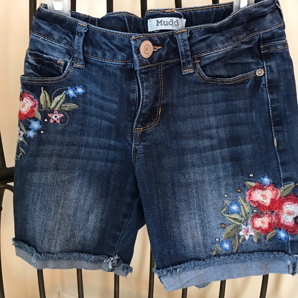 🌼🌼Girls size 8 shorts